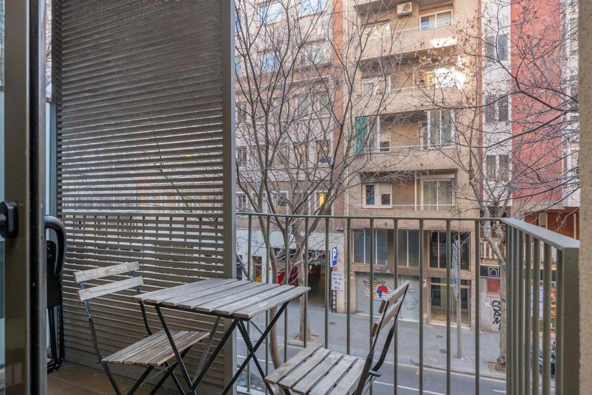 Апартаменты Modern And Bright In Eixample 1-2 *